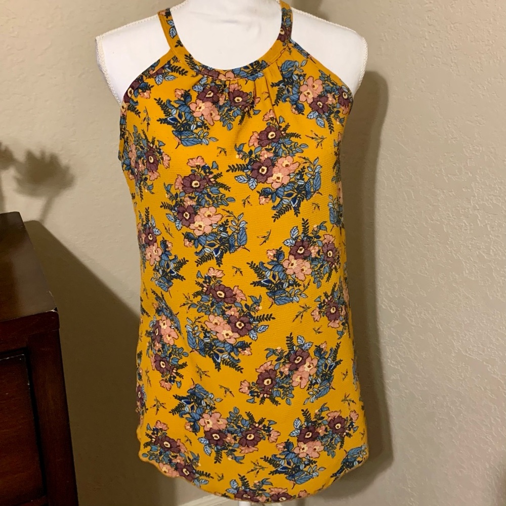 Free Kisses Top